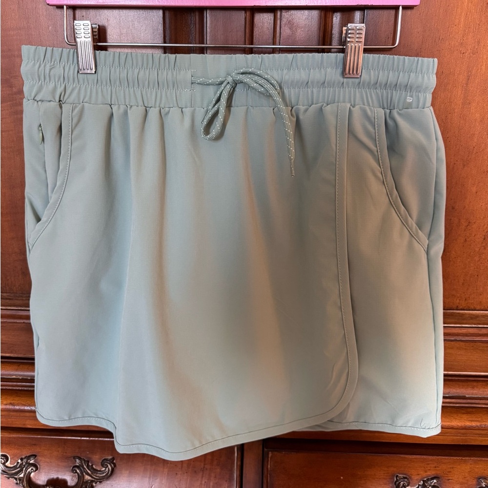 Avalanche Golf/ Athletic/Leisure Skort
